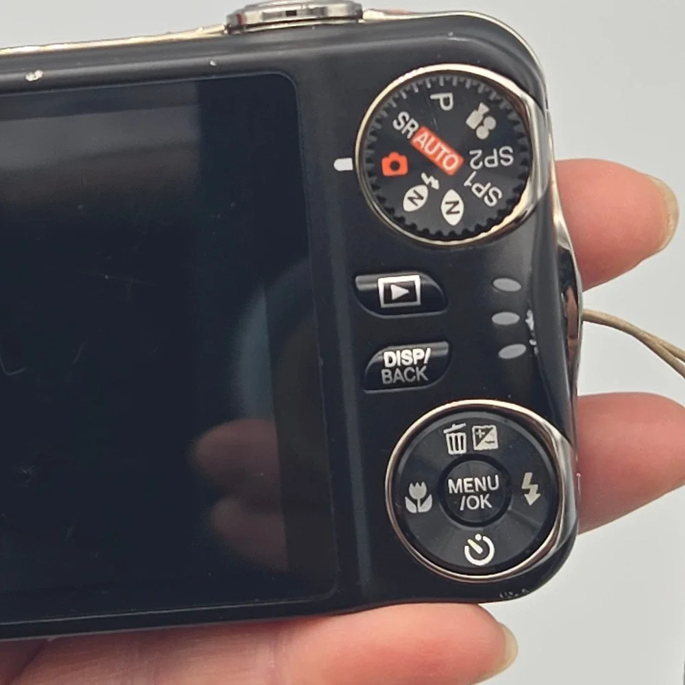 Fujifilm Digital Camera FinePix T310 Black 14MP 10x Optical Zoom + Accessories‎